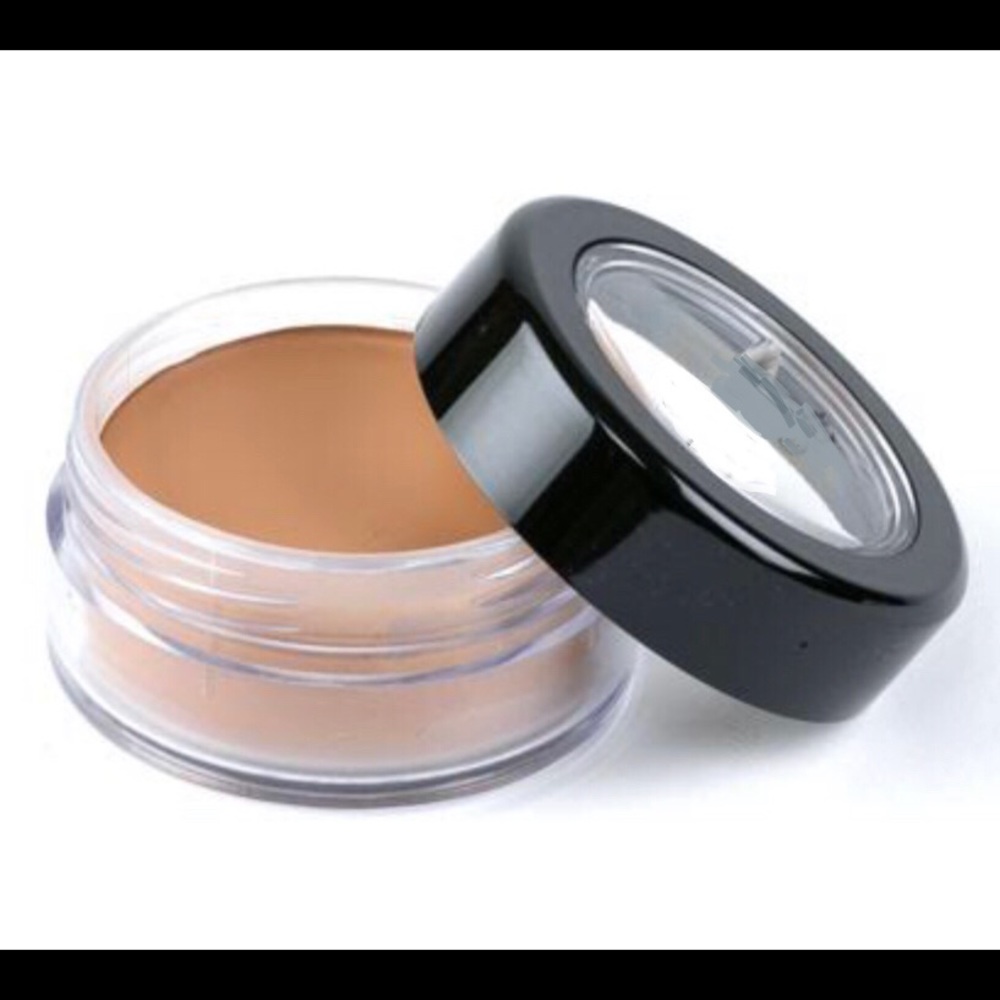PICTURE PERFECT FOUNDATION – AFFECTIONATE BRONZE